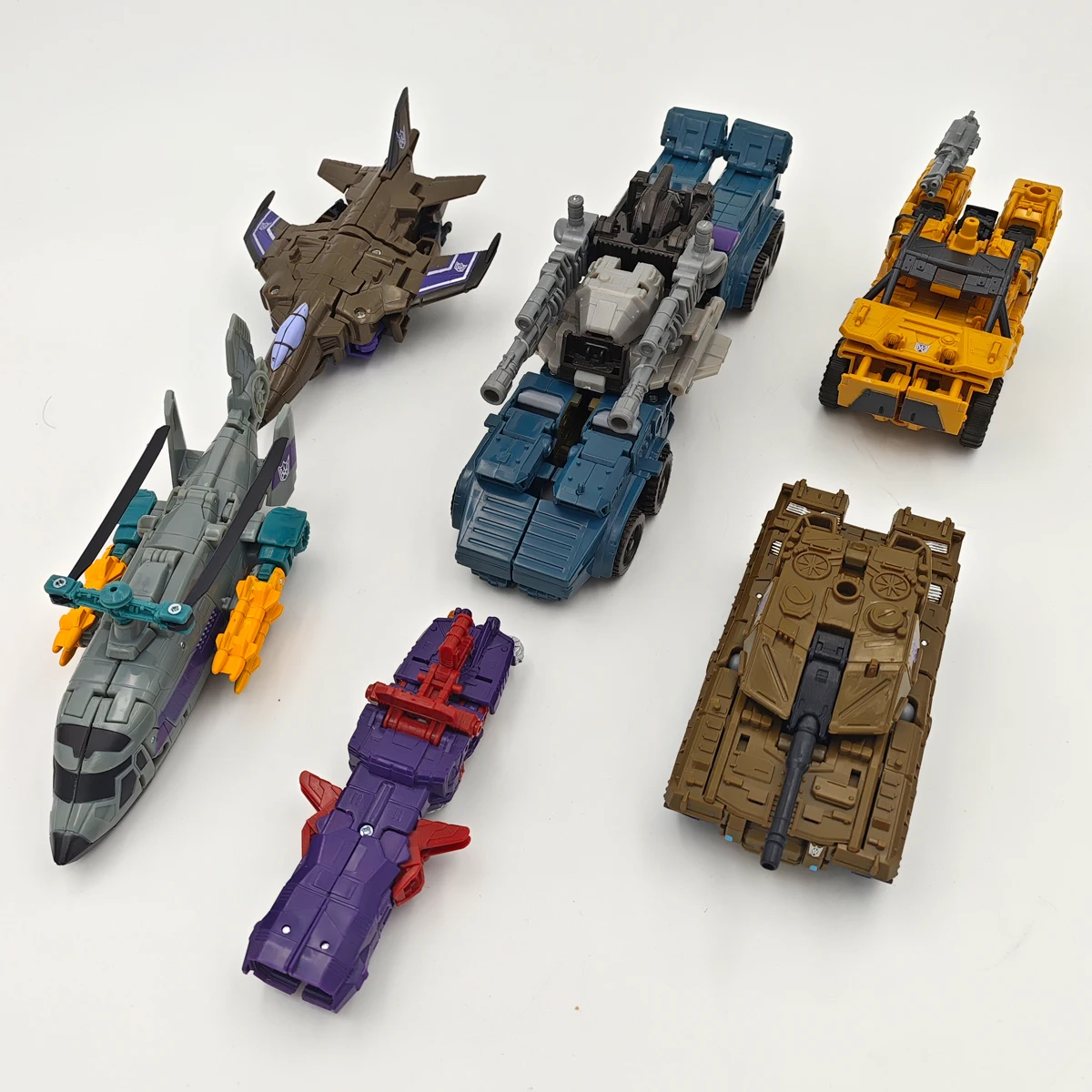 6 IN 1 Bruticus Transformation Robot Toys HZX IDW ONE NO BOX
