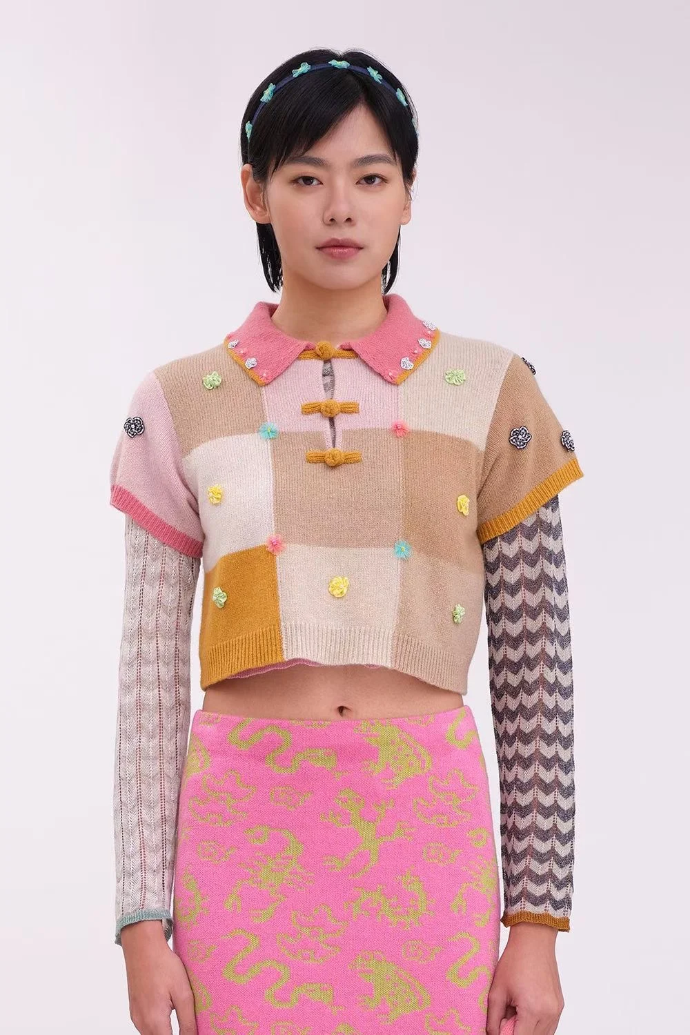 

Женская трикотажная футболка с коротким рукавом, Свободный пуловер с коротким рукавом и откидным воротником, с 3D цветком, G013, весна-лето 2024