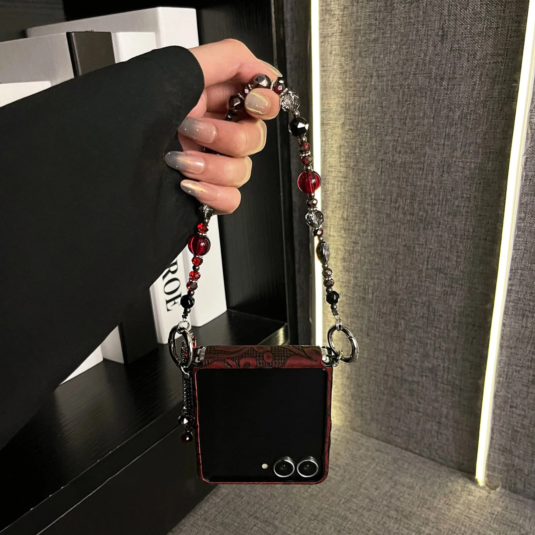 Luxury Dark Red Flower Tassel Crystal Bow Bracelet Phone Case - Stylish Back Cover