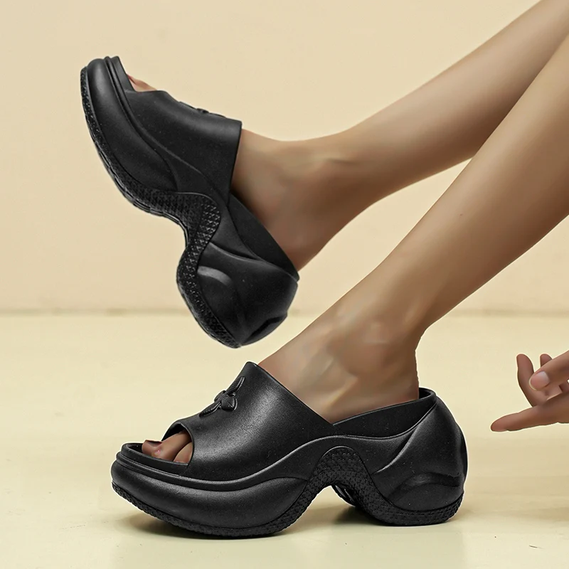 Women Summer Trendy Slippers Thick Bottom Anti Slip Outdoor Fashion Sandals Breathable High Heels Luxury