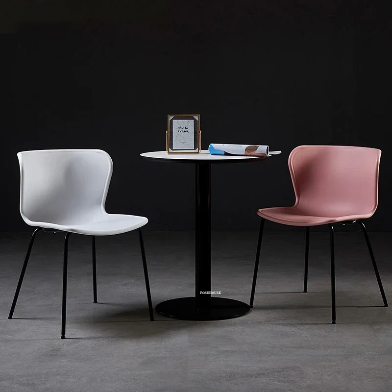 Household Furniture Kitchen Dining Chair Creative Living Room Adult Plastic Chairs Modern Minimalist Villa Leisure Back Stool y