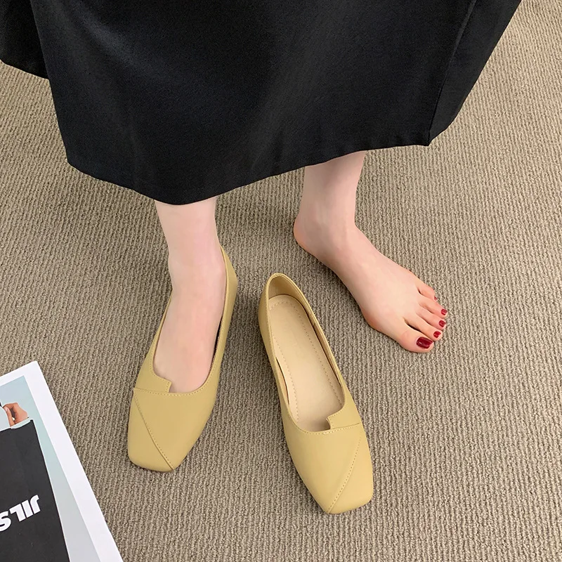 Spring and Summer New Designer Women's Shoes Square Toe Flat Shoes Soft Leather Casual Shoes Shallow Mouth Mom's Shoes