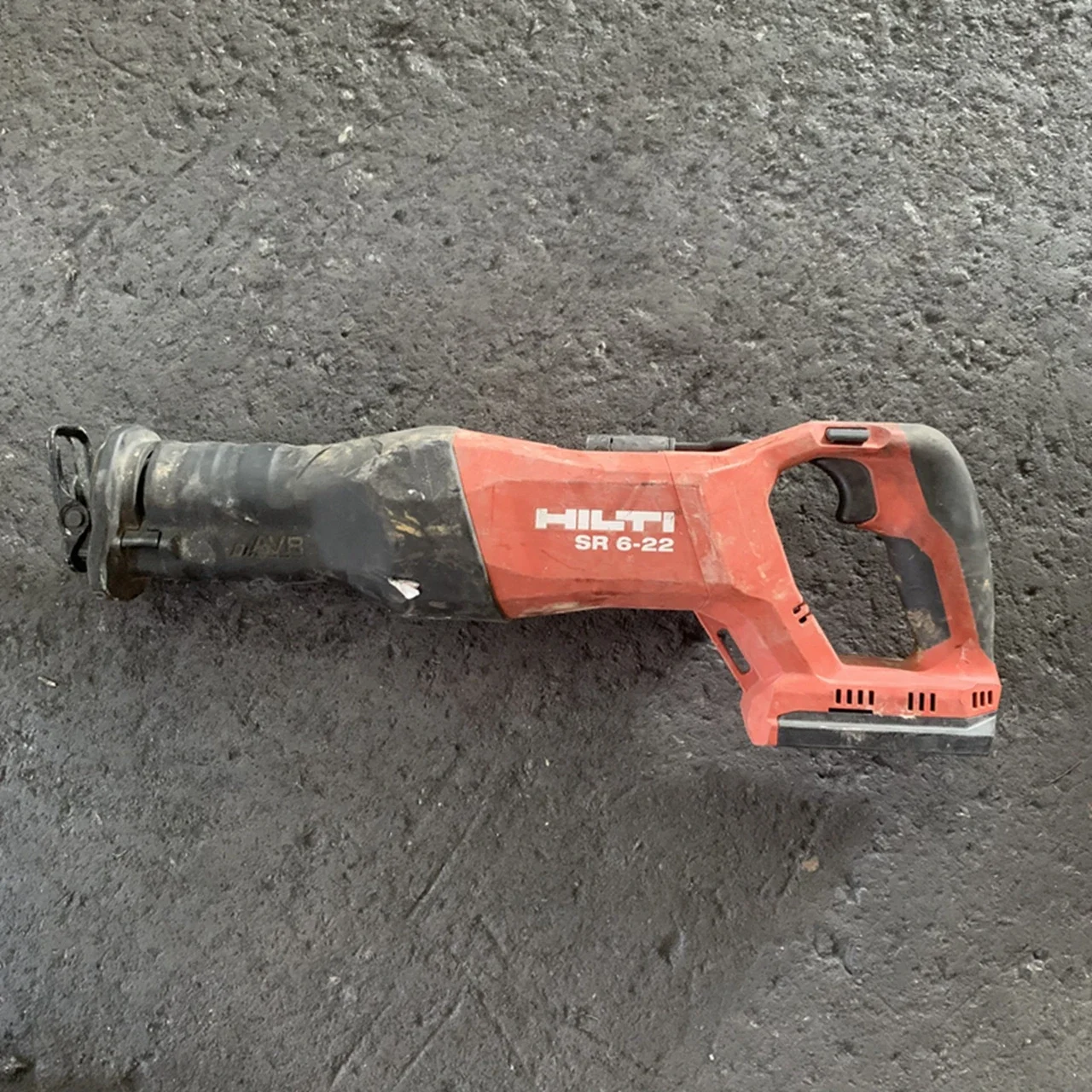 Hilti SR 6-A22 Cordless Reciprocating Saw Brushless 22 Volt  Only the body, second-hand, functioning normally