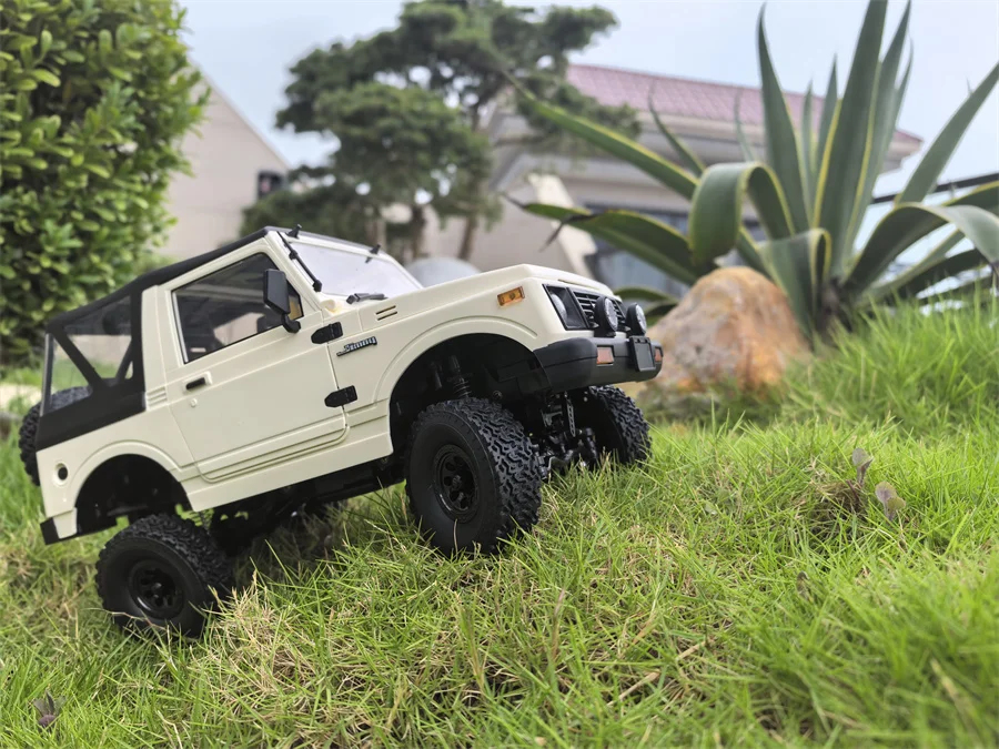New 1/10 Rc C74-1 Remote Control Vehicle Off Road Full Scale Simulation Remote Control Climbing Car Model Toy Birthday Gift 4