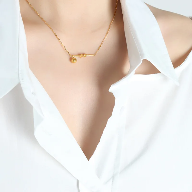 

INS Style Geometric Stainless Steel Necklace Steel Ball Pendant Necklace Niche Design 18k Gold-Plated Jewelry For Women