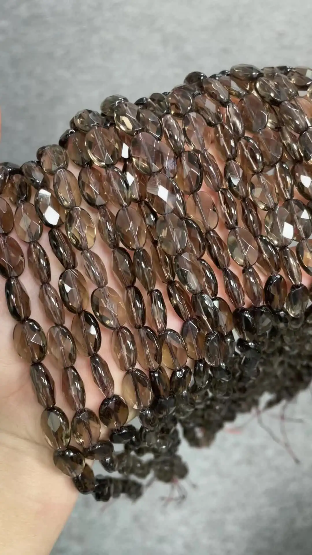 Бусины из дымчатого кварца CHASEREAL 8x12 мм