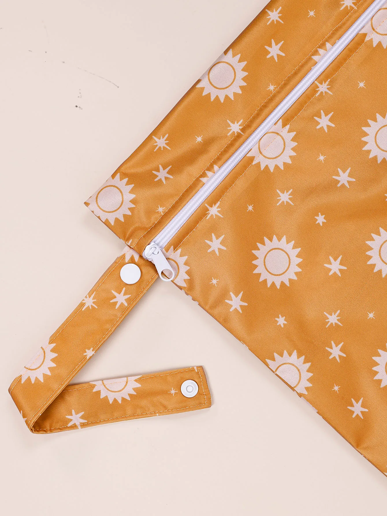 2 Teile/satz Recycelte PUL Wetbag Für Baby Windeln Windeln Mehrweg Wasserdichte Windel Tasche 26cm x 36cm – Detail 3