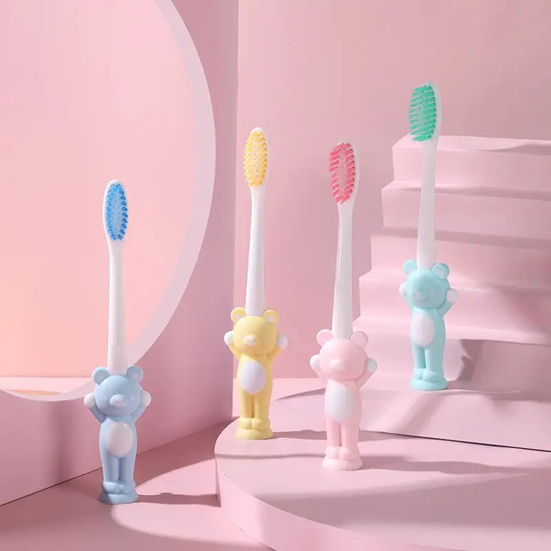 꼬마곰 흡착식 칫솔 (4개입): 여러 개 준비되어 있어  칫솔질을 더 행복하게