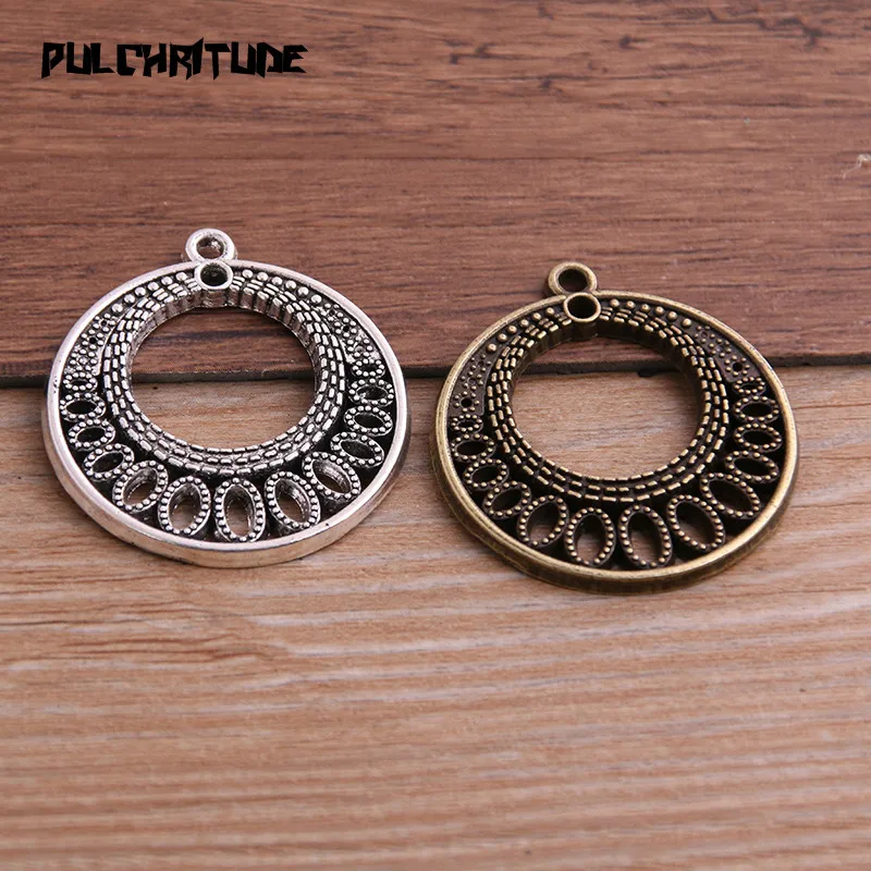 PULCHRITUDE 4pcs 33*36mm Two Color Zinc Alloy Vintage Round