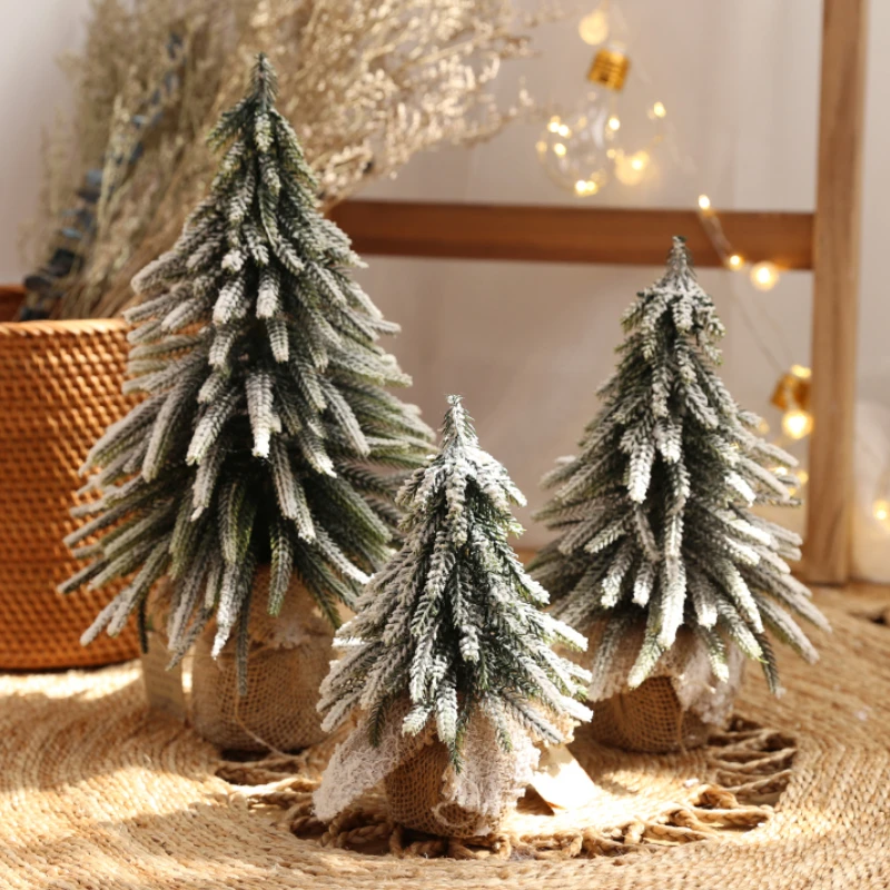 ミニ雪だるまの木ホームデスクトップ植木鉢の装飾品小さな杉の