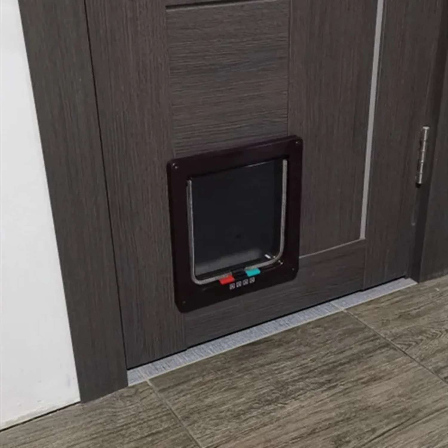 Dog Cat Flap Door with 4 Way Lock Pet Cat Gate Security Flap Door For Animals Plastic Small Dog Gate Pet