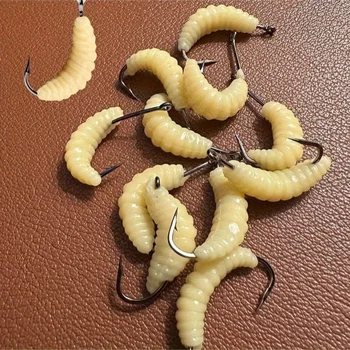 Rubber Maggots Fishing Bait Set with Hooks 1