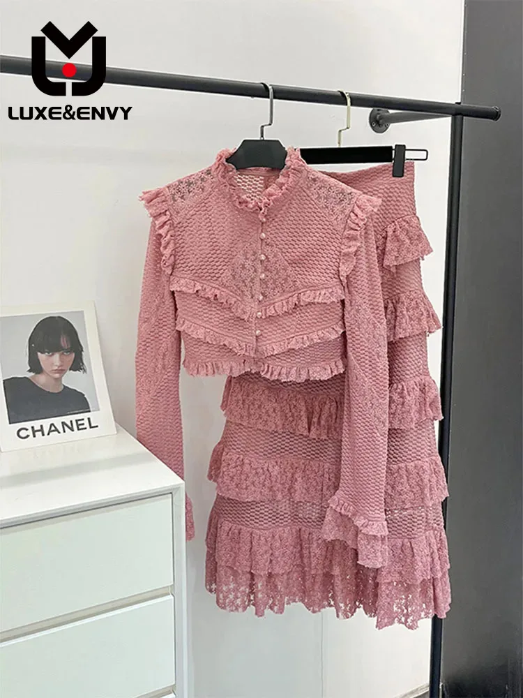 

LUXE&ENVY Little Fragrant Style Celebrity Gentle Sister Fashion Set Temperament Ruffle Edge Short Top Versatile Cake 2023 Autumn