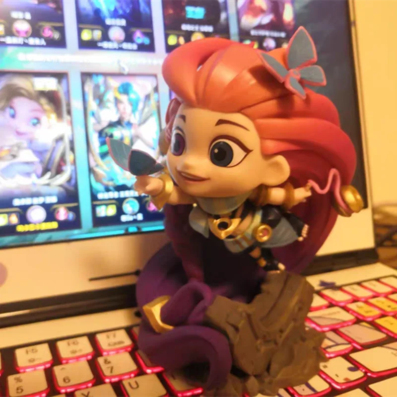 

Фигурка героя из мультфильма «Лига Легенд»