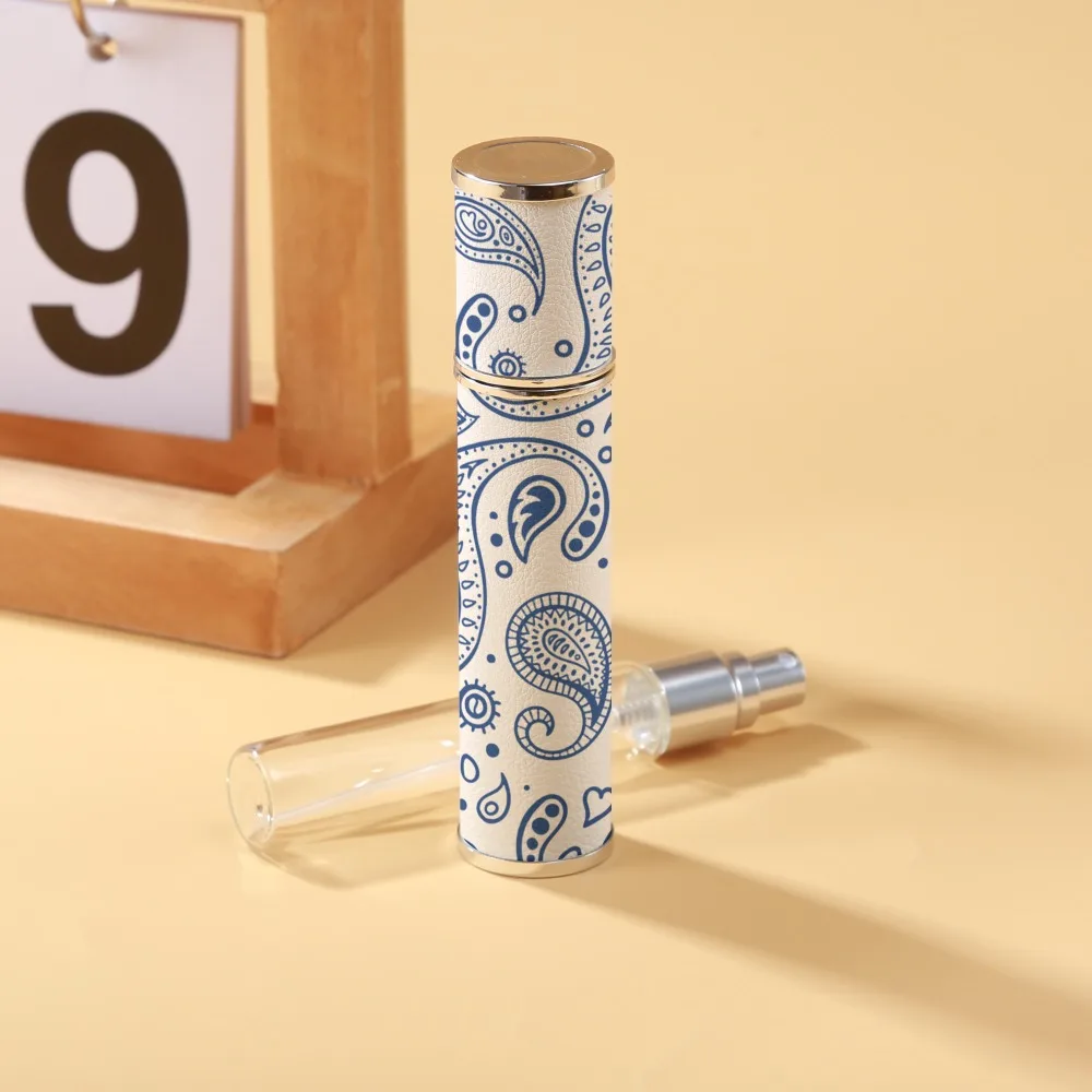 10ml Mini Perfume Bottle Refillable Essential Oil Alcohol Spray Rotating Bottle Spray Atomizer Bottle PU Leather