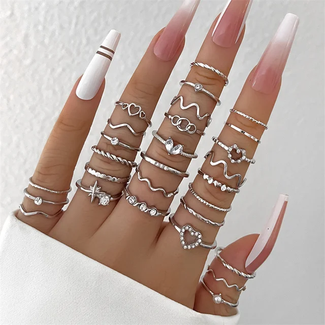 Fashion Geometric Knuckle Rings Set For Women Vintage Crystal Heart Gold Color Rings Girls Party Jewelry Accessories Gifts 2025 2