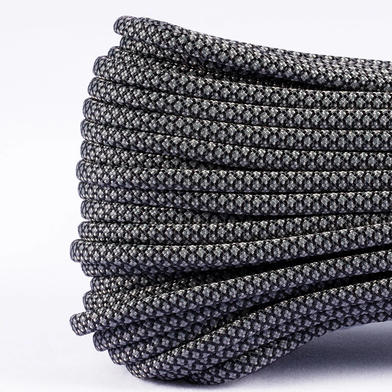  slider image of 7 Cores 550 Paracord