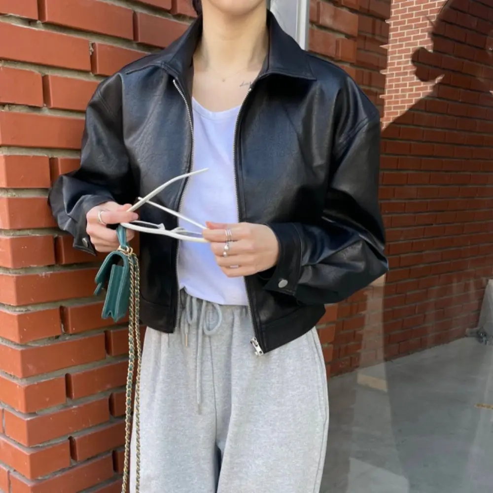 Рисунок 4 - Женская укороченная кожаная куртка на молнии