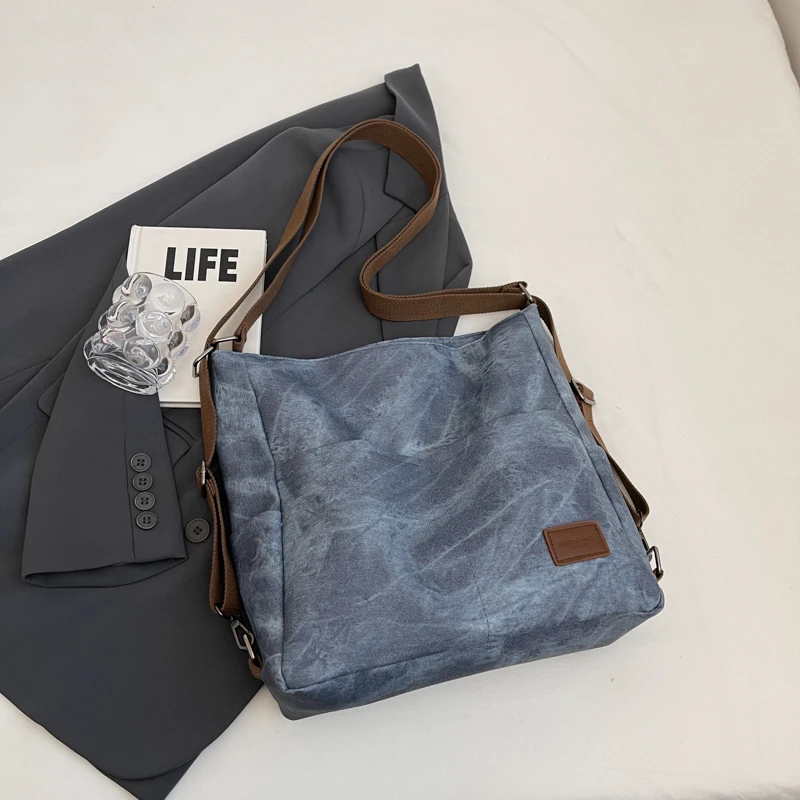 Leisure Large Capacity Mochila for Women's Commuting 2024 New Totebag Multi functional Integrated Backpack Water Bucket Bag