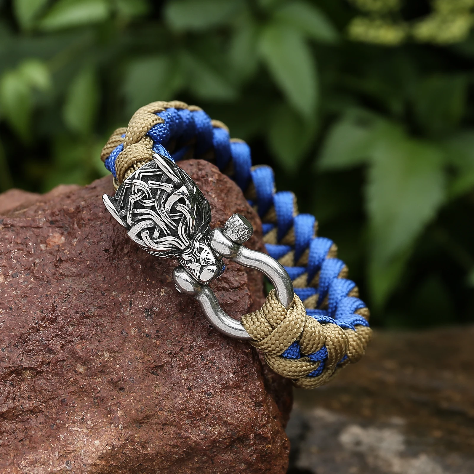 Handmade Paracord Wolf Head Bracelet Gift For Men