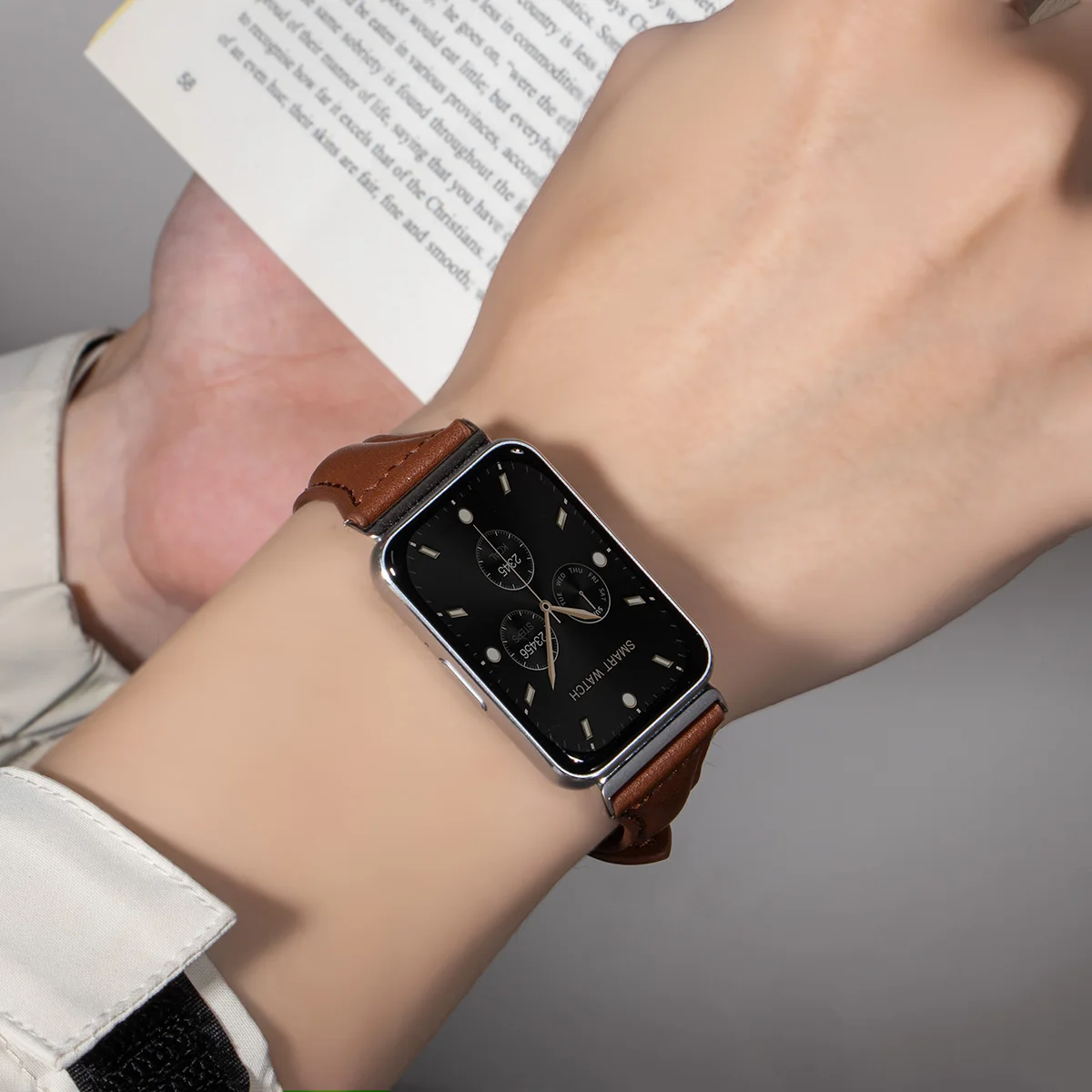 Elegant Slim Leather Strap for Women - Premium Replacement Bracelet for Samsung Watch Fit 3