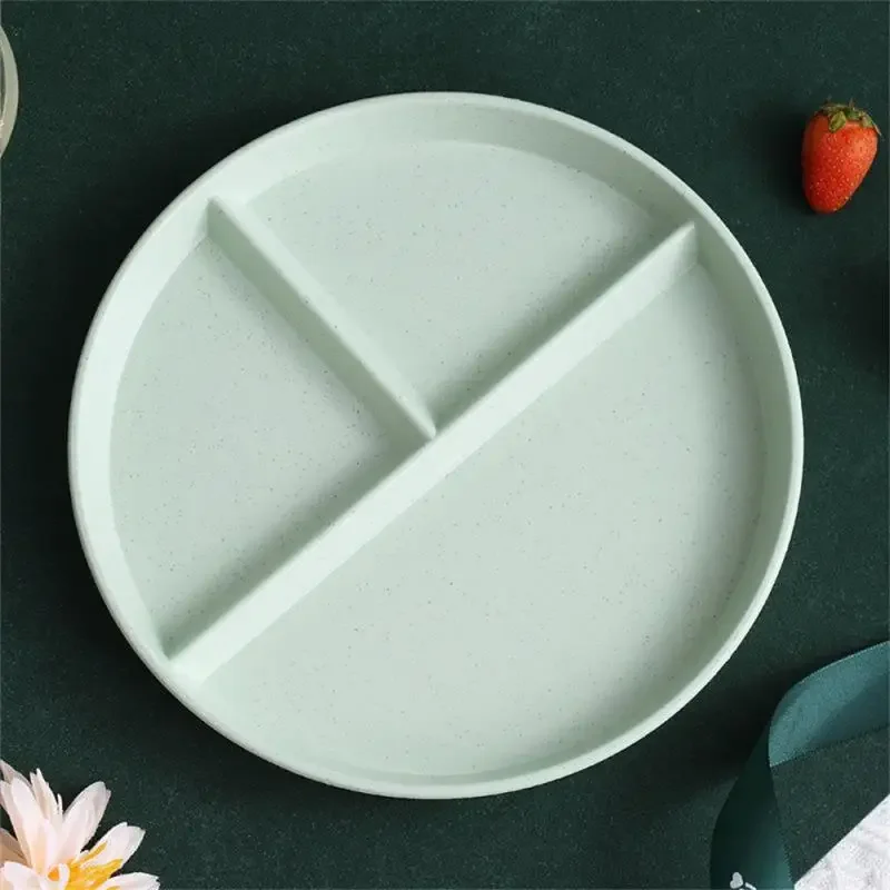 Plastic Dinner Plates Divided Dish In 3 Diet Reusable Round Dinner Plate Kitchen Dinnerware Portion Plates for Adults 3 Compartments Microwave Safe