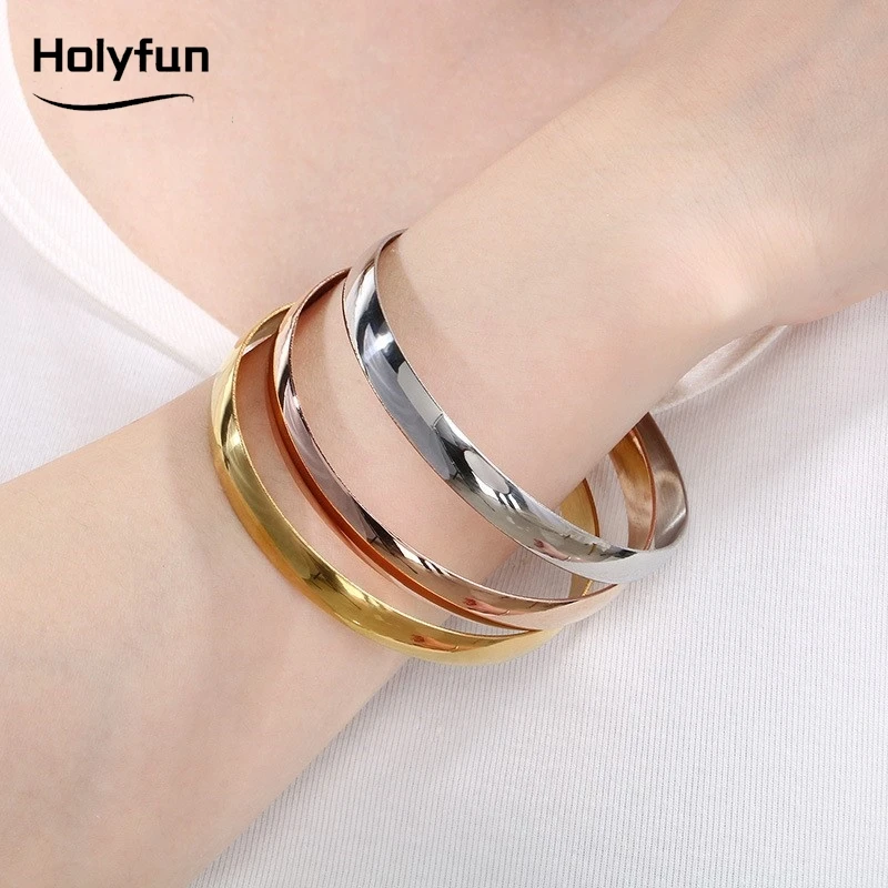 Holyfun 60mm Waterproof 316L Stainless Steel Round Smooth Bracelet Bangle Women Minimalist 18k Gold Color Texture Charm Jewelry 5