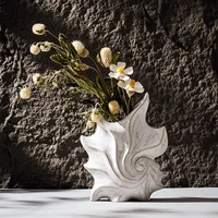 CAPIRON Ceramic Conch Vase Modern Minimalist Home Design Ornaments Mantel Bookshelf Living Room Desktop Decoration Accessories 1