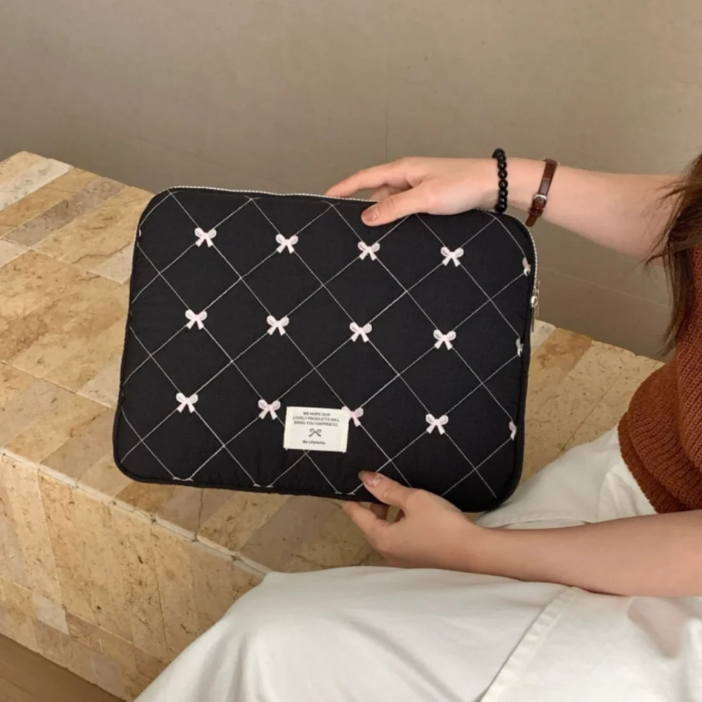 Lightweight Shockproof Laptop Sleeve with Cute Bow Knot Design
