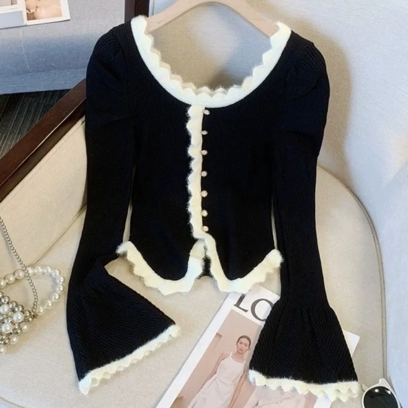 

Unique Long Sleeved Cardigan French Elegant Autumn and Winter Korean Edition Color Knitted Sweater for Women Split Tops Short