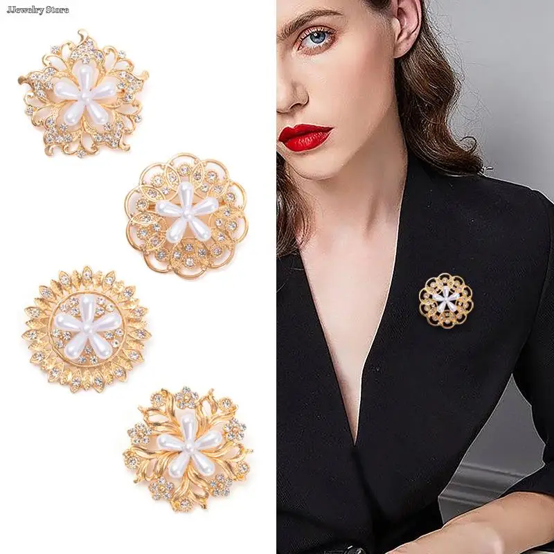 

1X Fashion Simple Rhinestone Flower Brooch Alloy Flower Pearl Corsage Clothing Accessories For Women Creative Shiny Suit Jewelry