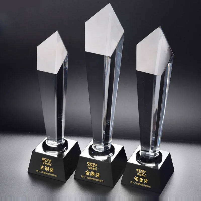 Creative Transparent Crystal Trophy Can be Customized Unit School annual Meeting, Sports Meeting Award Pentagram Trophy Souvenir