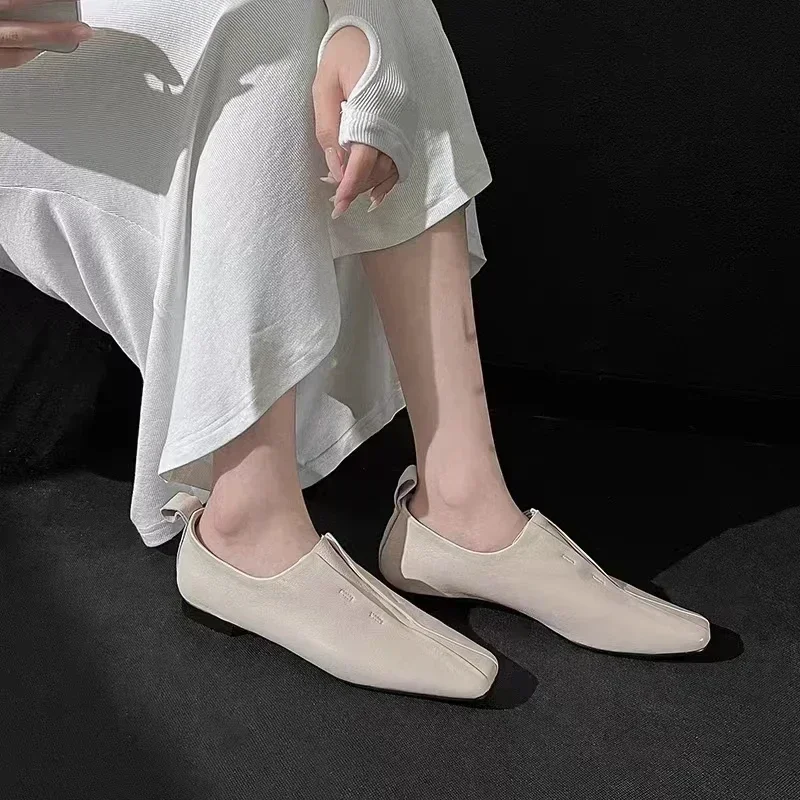 comfortable beige dress shoes Sophia - Light Beige Leather Pumps