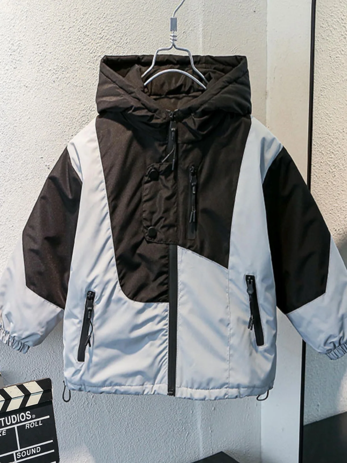 Autumn Winter Children Jacket For Boys Hooded Plus Velvet Thicken Warm Teenage Boy Outerwear Coat Childrens Autumn Top E32