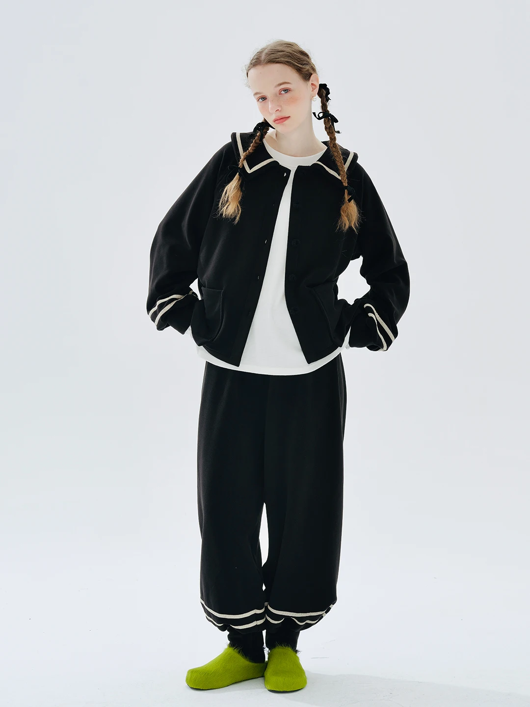

imakokoni2023 Dark system fleece black coat cardigan 234350