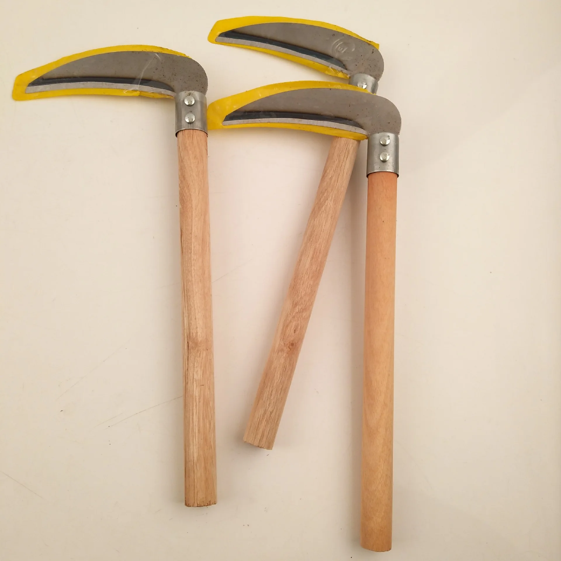 Weeding Tool 1PCS Agricultural Long Handle Sickle Cutting Wheat Lawn Mower Gardening Grass