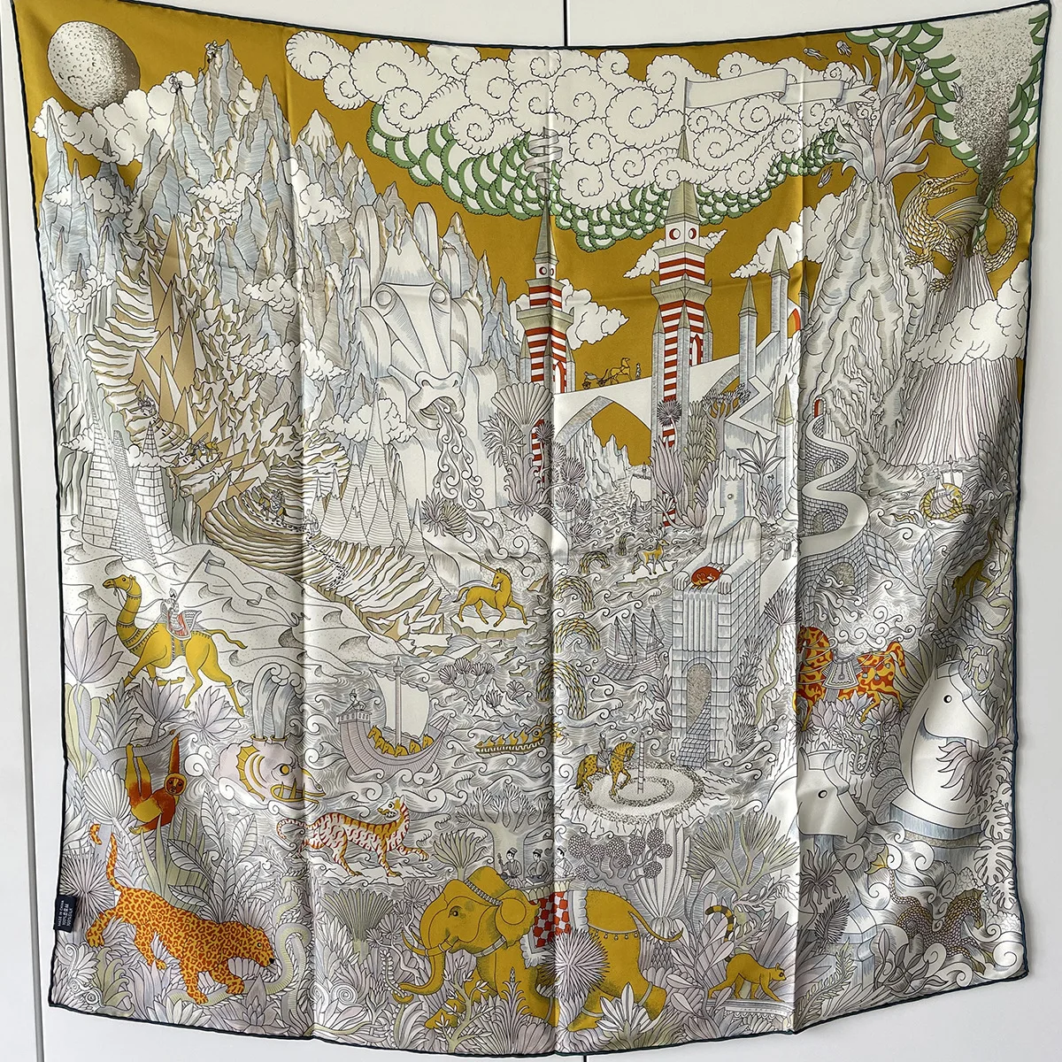 

2023 New Double Sided 100% Silk Scarf Design Horse City Brand Square Scarf Shawl Hand Rolled Edges Women Hijab Foulard Bandana
