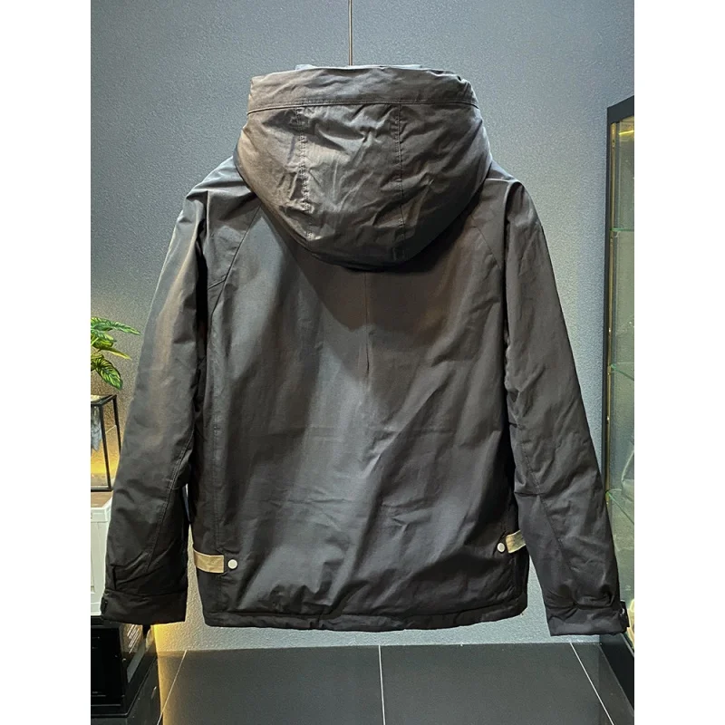 Рисунок 3 - Зимнее Новое пуховое пальто с капюшоном