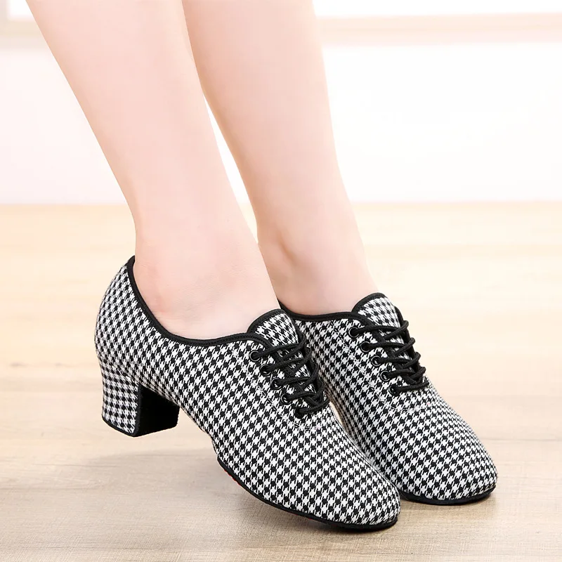 Latin Dance Shoes Women Soft Social Ballroom Dancing Shoes Square Modern Ventilation Dance Shoes Sneakers Black White
