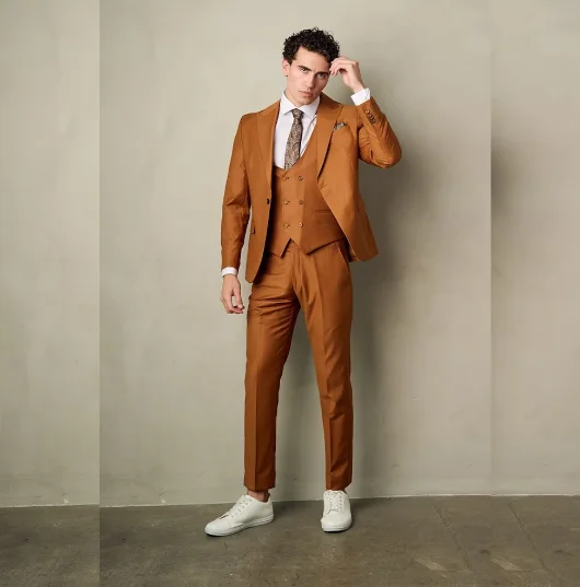 Luxury Men's Suits Blazer Solid Color 3 Piece Jacket Pants Vest Single Breasted Peaked Lapel Formal Party Blazer