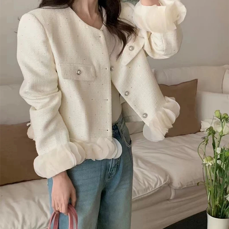 

Women Small Fragrant Sweet Short Coat 3D Solid Flower Long Sleeve White Black O Neck Shiny Korea Chic French Lady Tweed Coat