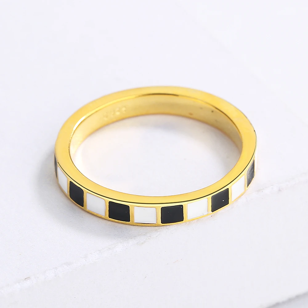 Elegant Checkerboard Black and White Ring - Fashionable Black Gold Jewelry