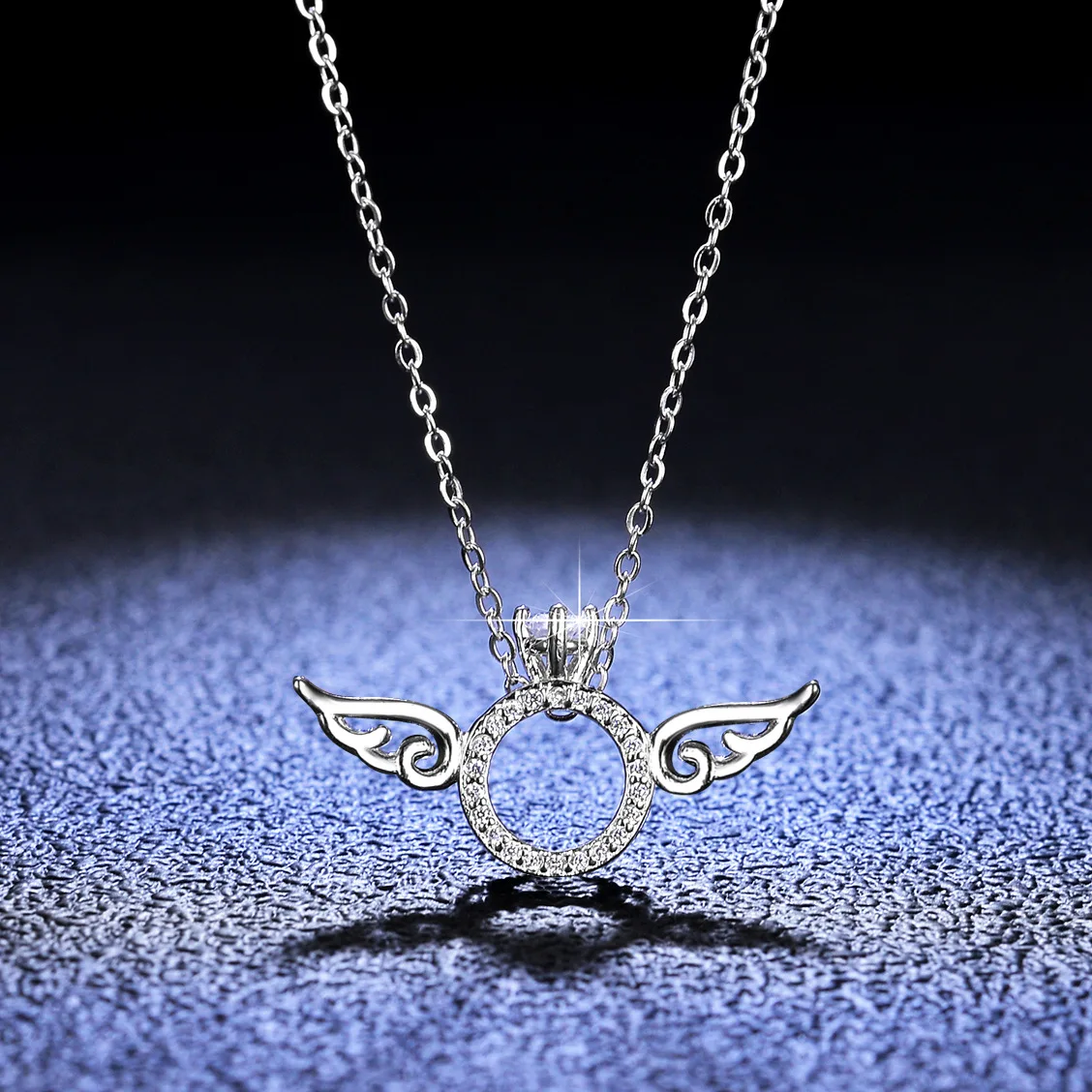 

1 карат D Цвет Муассанит VVS1 ожерелье кулон женские ангельские крылья 925 печать ювелирные изделия можно настроить PT950 Платина