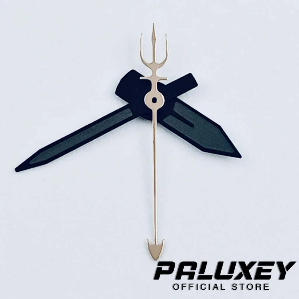 Luminous Green Watch Pointers with Trident-Shaped Second Hands
