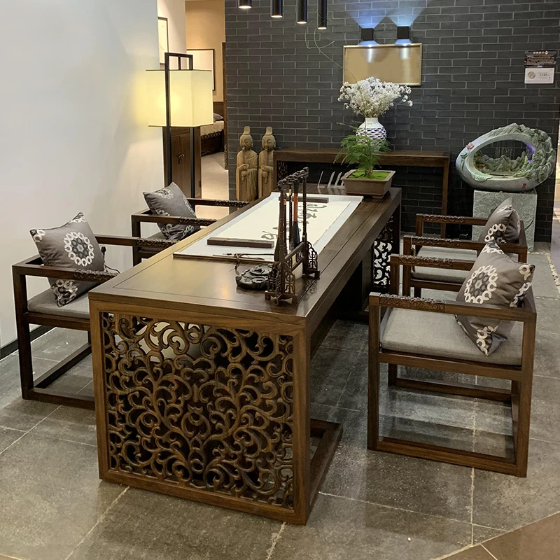 

New Chinese solid wood desk