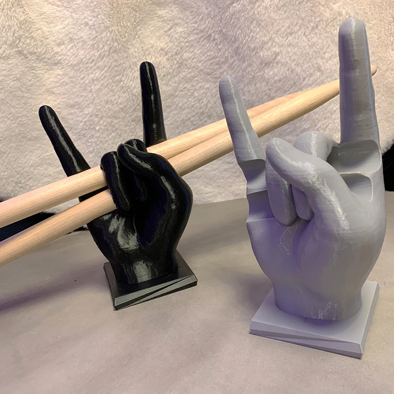 

1Pcs Fun New Funny Drummer Hanging Creative Funny Middle Finger Drummer Holder Hand Gesture Sculpture Gift Room Home Decoration