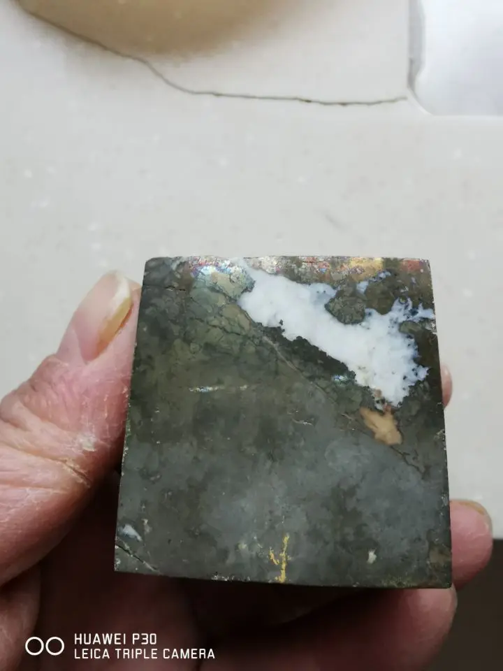 AAA + + Natural polished cube Iron Pyrite Quartz Crystal Healing Energy Stone Raw Ore Stone Mineral Specimens Wholesale 262.5g 5