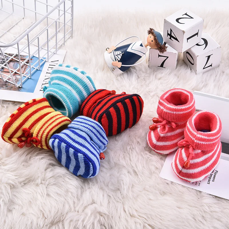 

Autumn Winter Warm Newborn Girls Boys Snow Boots Solid Pompom Toddler Baby Soft Sole First Walker Fluffy Cute Non Slip Shoes