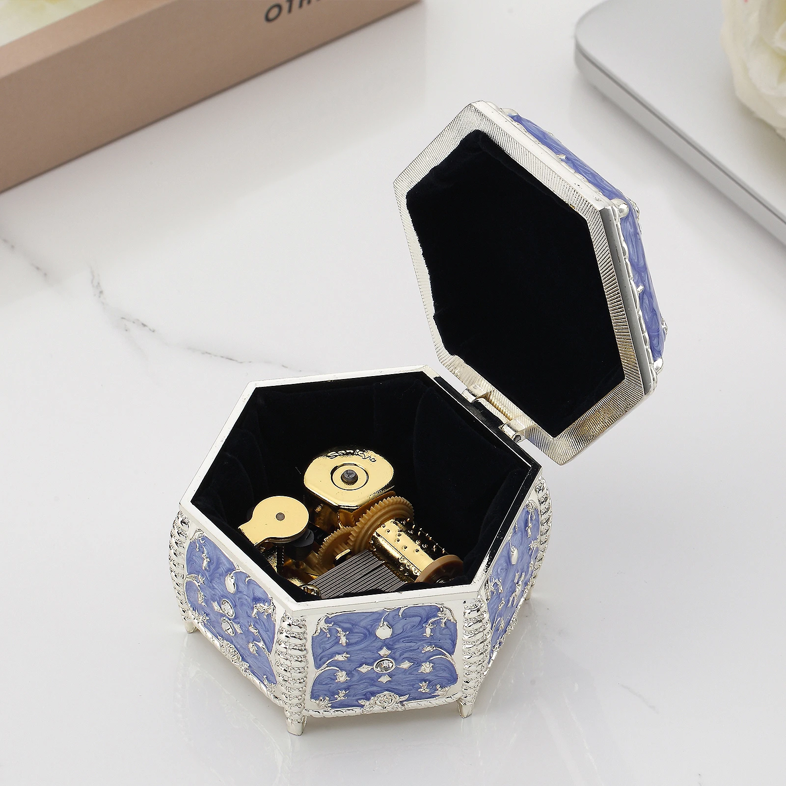 

SOFTALK Purple Hexagonal Emboss Alloy Metal Antique Jewelry Musical Boxes Christmas Birthday Valentine's Day Gifts