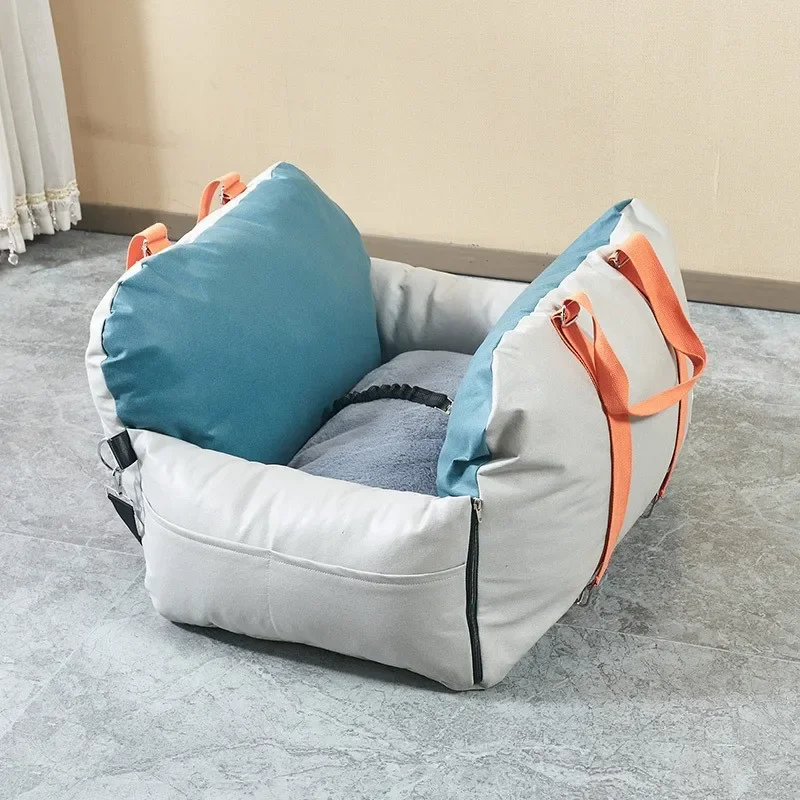 

Dog Car Seat Central Control Nonslip Dog Carriers Safe Car Armrest Box Booster Dog Cushion Carrier with Seat Belts Pet Carrier